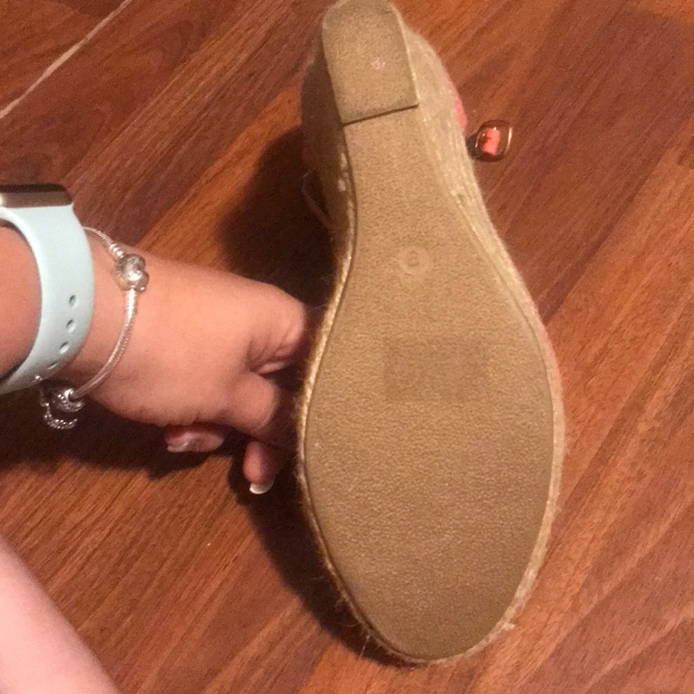High Heels - Picture 3 of 3